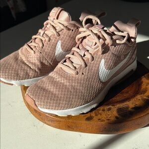 Nike Women's Pink Running Shoes